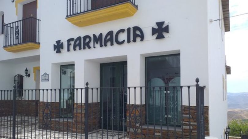 Farmacia Laroles