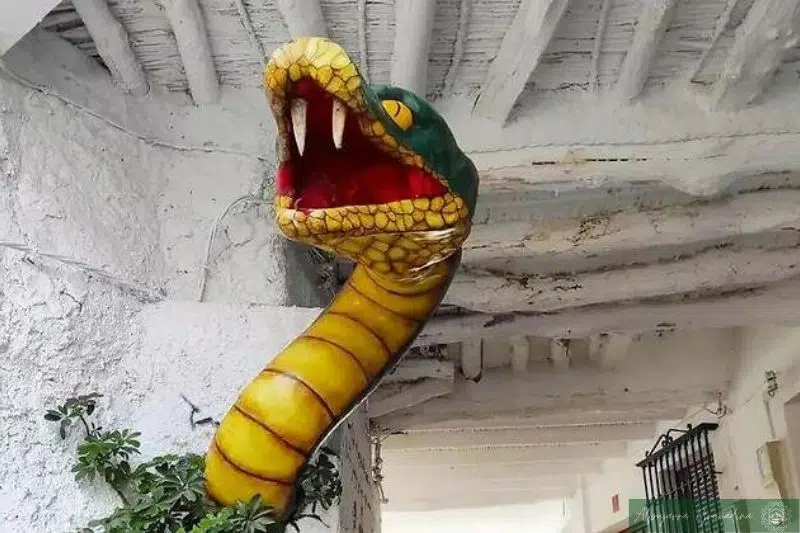 La Serpiente entre muros de soportujar