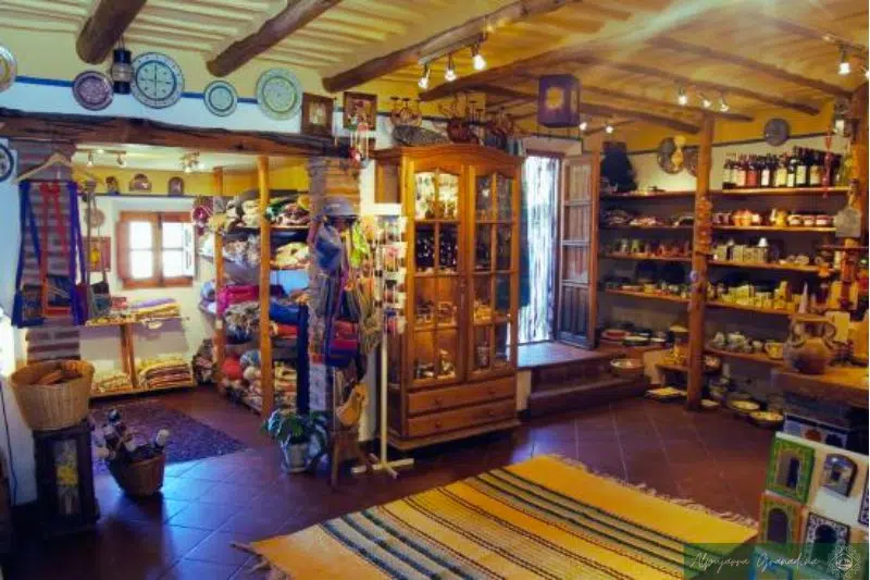 el taller del telar en bubion
